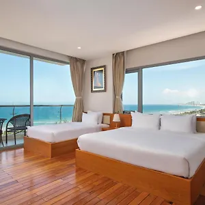sekong-hotel-danang.hotelsofhoian.com/