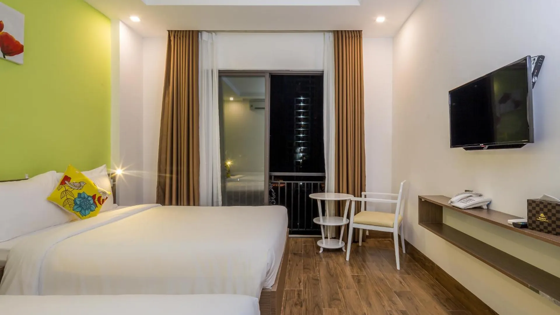Hotel Raon Danang Beach - Stay 24H